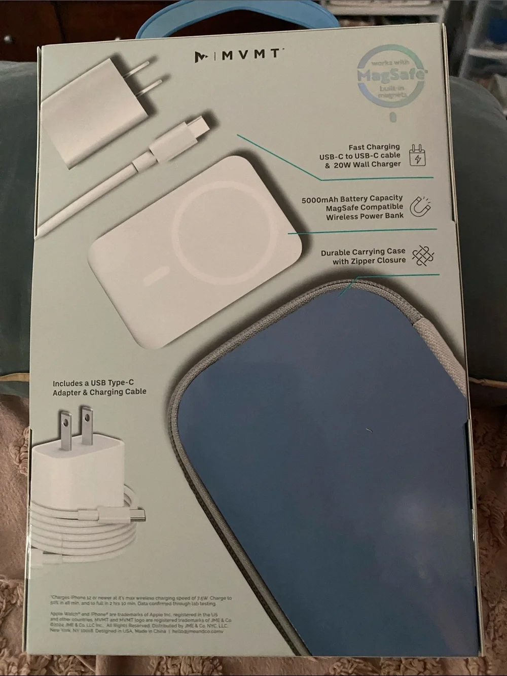 MVMT Light Blue 4-Piece Power Bank Bundle